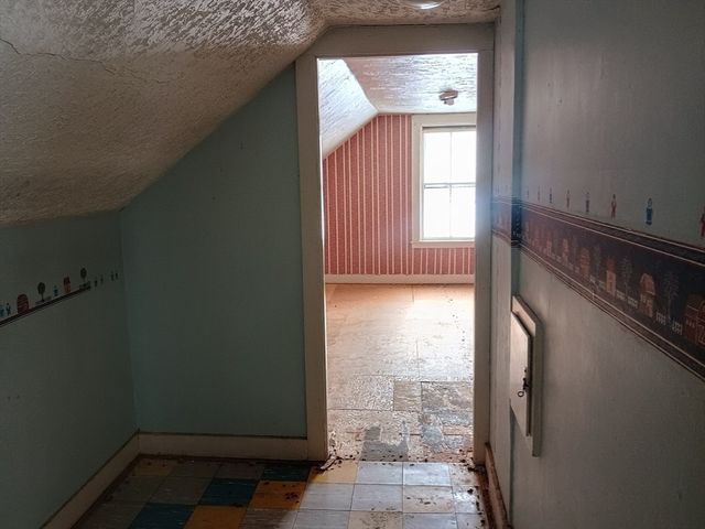 9 Olive St, Ashland, MA 01721