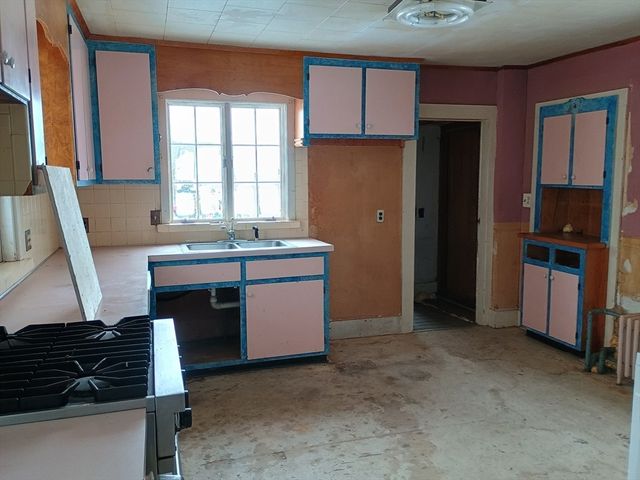 9 Olive St, Ashland, MA 01721