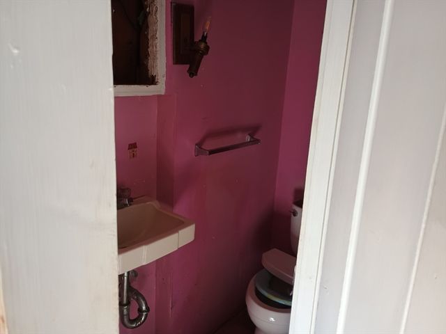 9 Olive St, Ashland, MA 01721