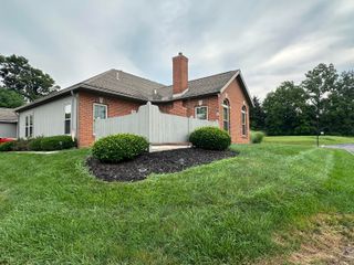 308 Pine Ridge Court 308 Pine Ridge Court, Bellefontaine, OH 43311