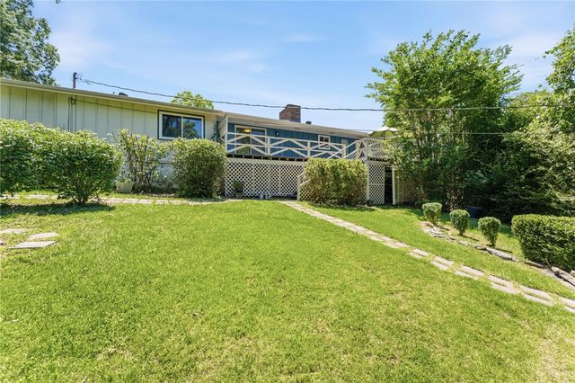 14196 Wolf Drive, Rogers, AR 72756