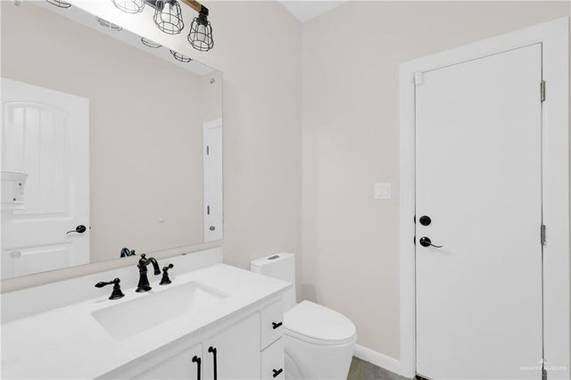 2003 N 32nd Street, Hidalgo, TX 78557