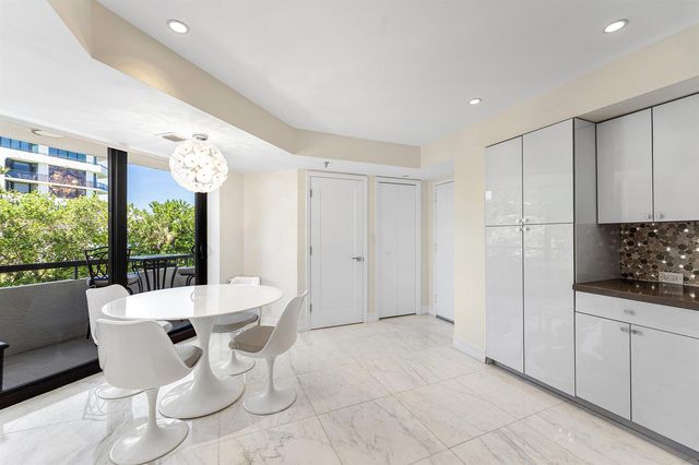 3120 S Ocean Boulevard 3-202, Palm Beach, FL 33480