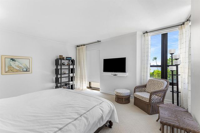 3120 S Ocean Boulevard 3-202, Palm Beach, FL 33480