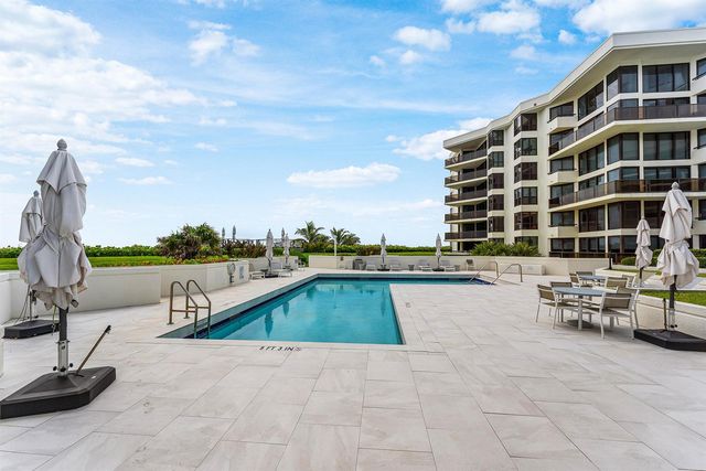 3120 S Ocean Boulevard 3-202, Palm Beach, FL 33480