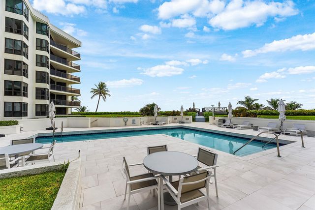 3120 S Ocean Boulevard 3-202, Palm Beach, FL 33480