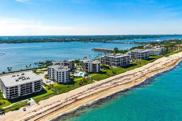 3120 S Ocean Boulevard 3-202, Palm Beach, FL 33480