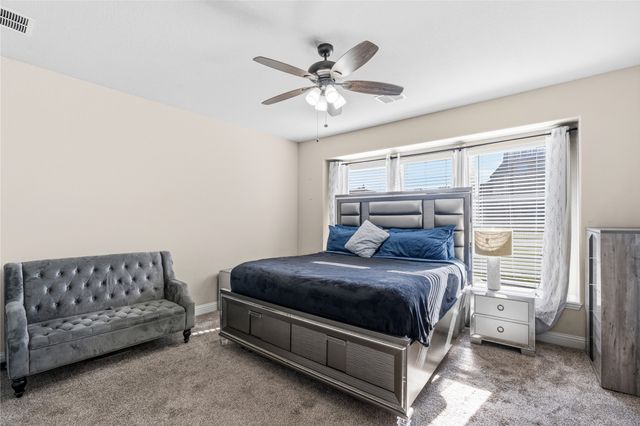 911 Royal Court, Mansfield, TX 76063