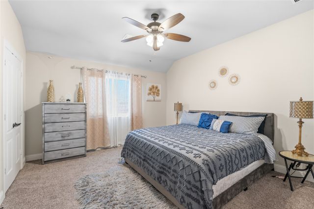 911 Royal Court, Mansfield, TX 76063