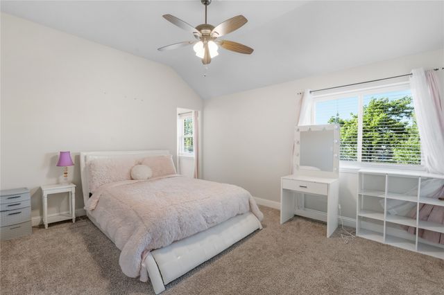 911 Royal Court, Mansfield, TX 76063