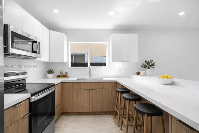 354 NE 35th Ave, Homestead, FL 33033