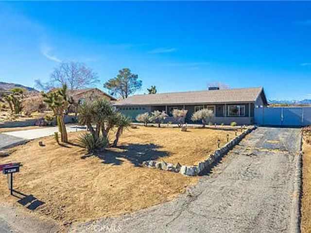 6732 San Angelo Avenue, Joshua Tree, CA 92252