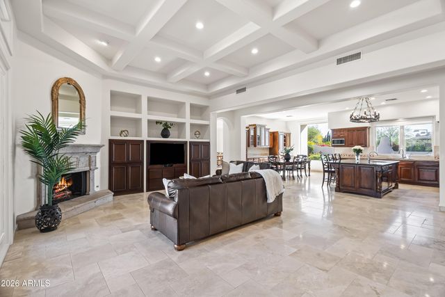 6908 E HUMMINGBIRD Lane, Paradise Valley, AZ 85253