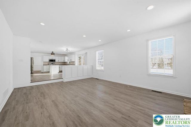 2301 Goldenrod Drive, Lower Macungie Twp, PA 18062