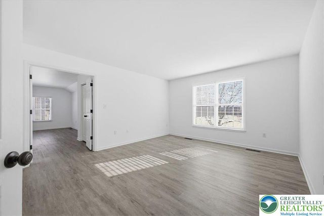 2301 Goldenrod Drive, Lower Macungie Twp, PA 18062