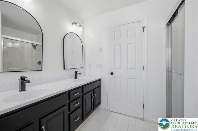 2301 Goldenrod Drive, Lower Macungie Twp, PA 18062