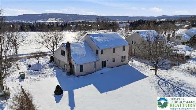 2301 Goldenrod Drive, Lower Macungie Twp, PA 18062