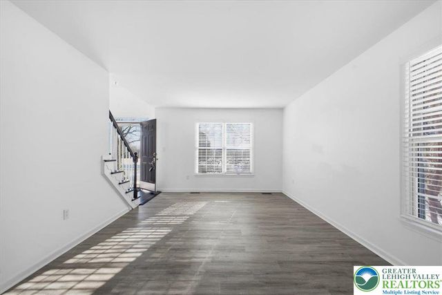 2301 Goldenrod Drive, Lower Macungie Twp, PA 18062