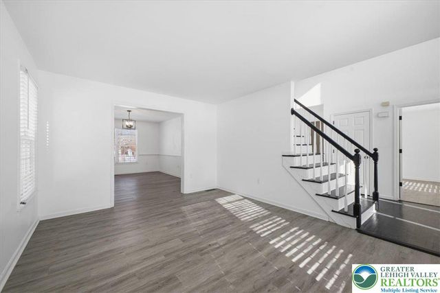 2301 Goldenrod Drive, Lower Macungie Twp, PA 18062