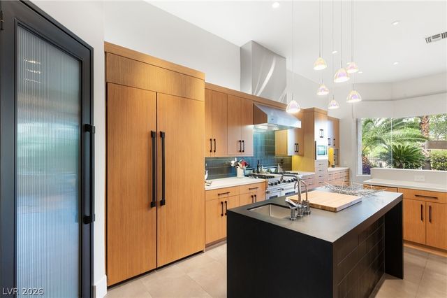 640 Canyon Greens Drive, Las Vegas, NV 89144