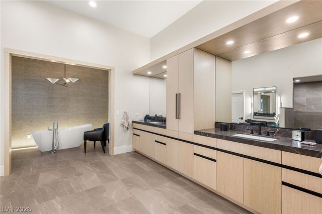 640 Canyon Greens Drive, Las Vegas, NV 89144