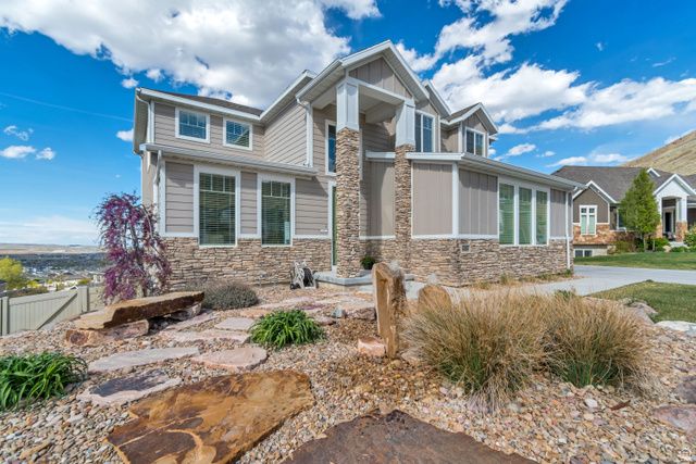 6628 W SKY BIRD CIR, Herriman, UT 84096