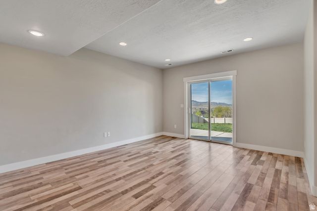 6628 W SKY BIRD CIR, Herriman, UT 84096