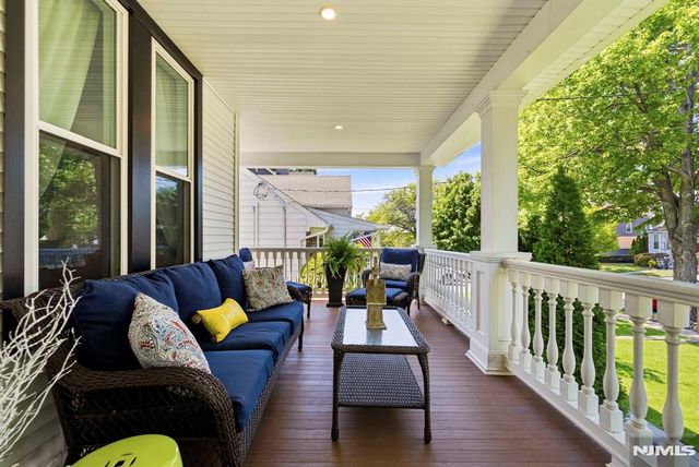 209 W Passaic Avenue, Rutherford, NJ 07070