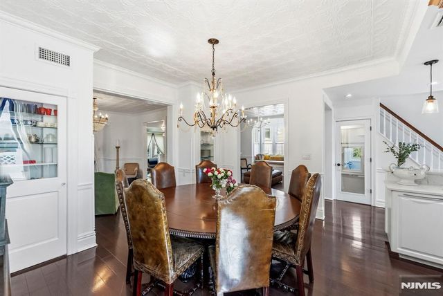 209 W Passaic Avenue, Rutherford, NJ 07070