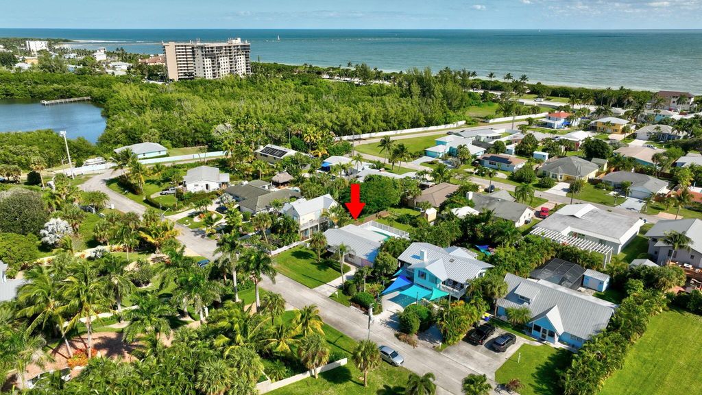 1120 Fernandina Street, Fort Pierce, FL 34949
