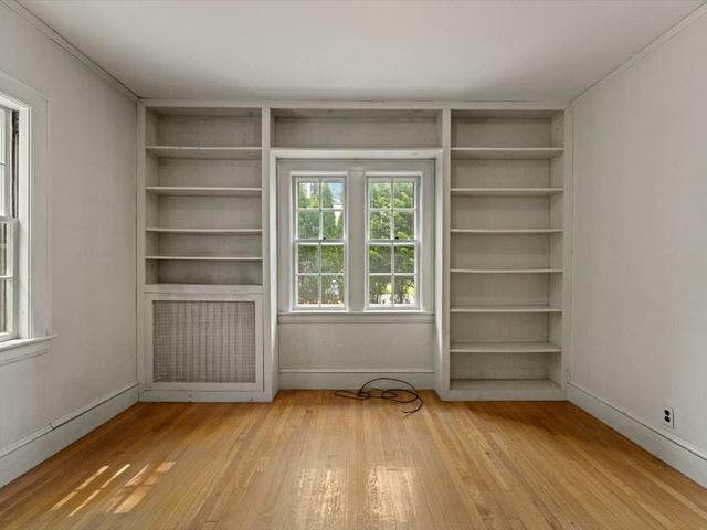 10 Park Lane, Walpole, MA 02032