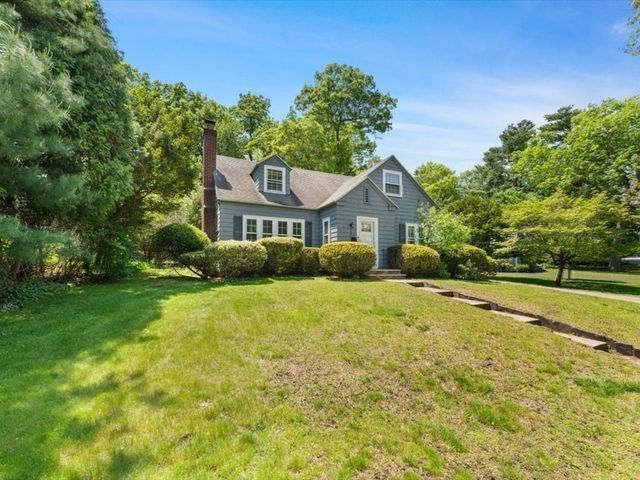 10 Park Lane, Walpole, MA 02032