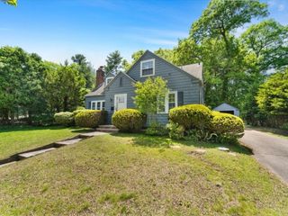 10 Park Lane, Walpole, MA 02032