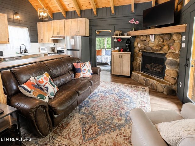 3907 Cloud Way, Sevierville, TN 37876