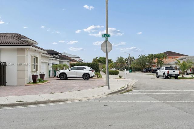 168xx 45th st, Miami, FL 33185