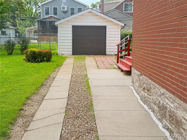4950 Hummelsheim Avenue, Unincorporated, MO 63123