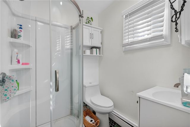 70 Glenwood Avenue, Cranston, RI 02910