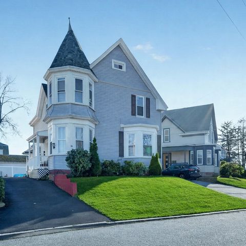 70 Glenwood Avenue, Cranston, RI 02910