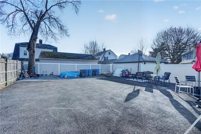 70 Glenwood Avenue, Cranston, RI 02910