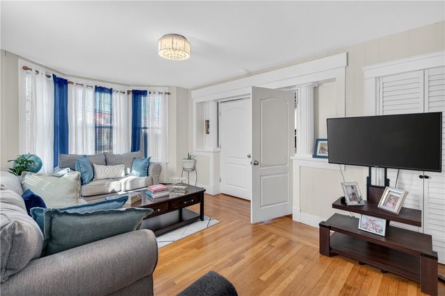 70 Glenwood Avenue, Cranston, RI 02910