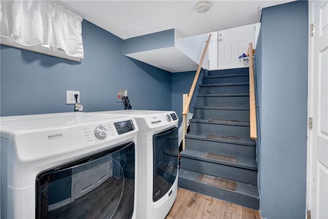 70 Glenwood Avenue, Cranston, RI 02910