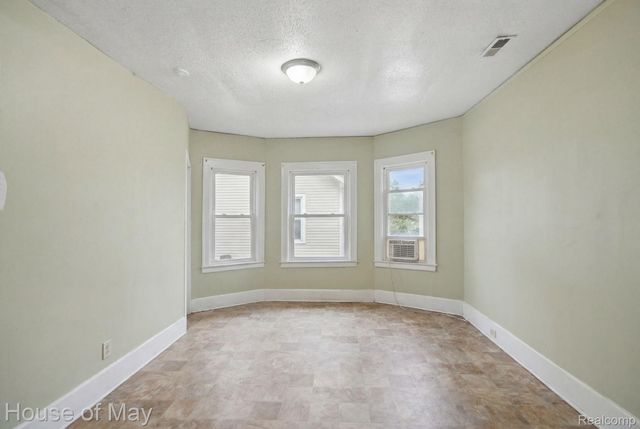 2553 Central Street, Detroit, MI 48209