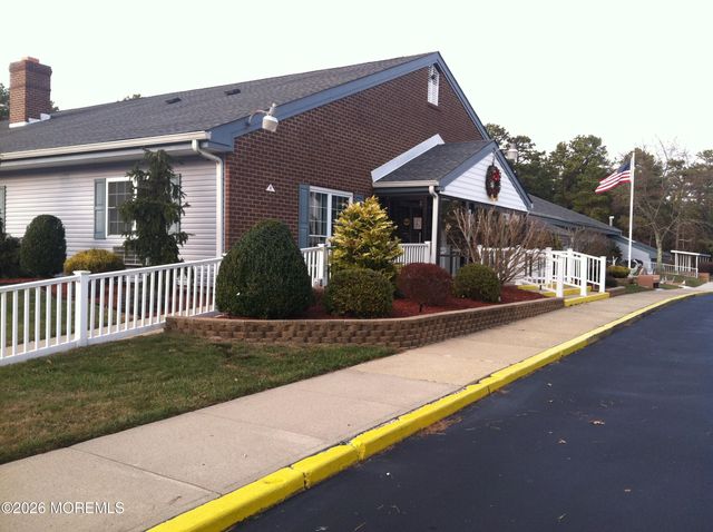 3B Greenwood Lane 62, Whiting, NJ 08759