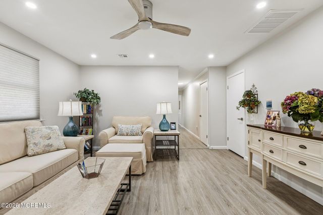 3B Greenwood Lane 62, Whiting, NJ 08759