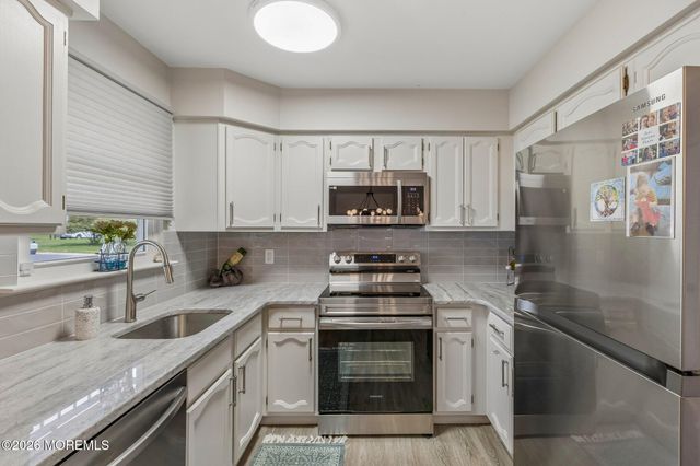 3B Greenwood Lane 62, Whiting, NJ 08759