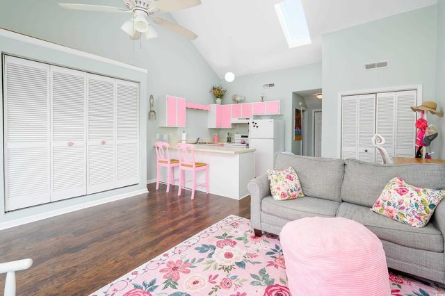 1851 Colony Dr Apt 5R, Surfside Beach, SC 29575