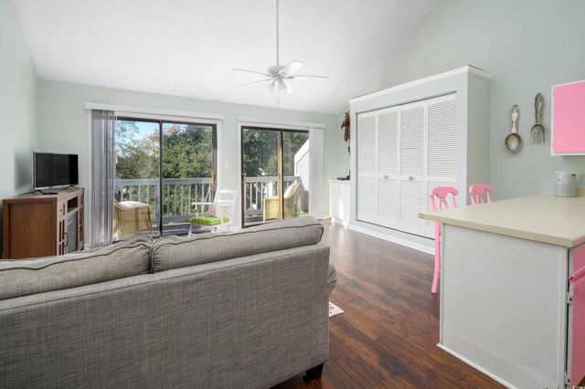 1851 Colony Dr Apt 5R, Surfside Beach, SC 29575