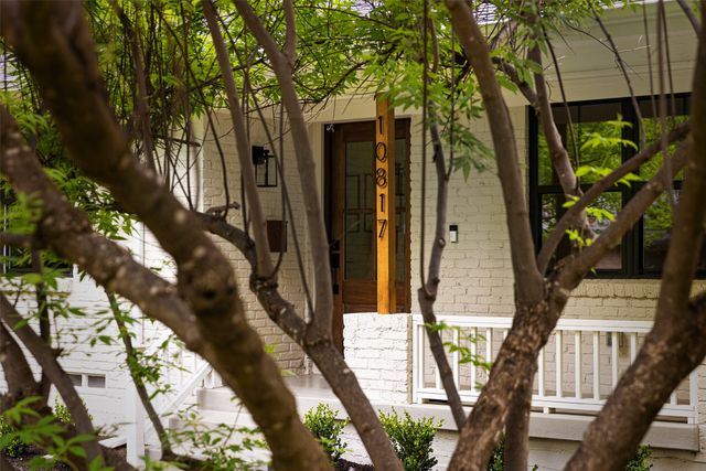 10817 Caprock Circle, Dallas, TX 75218