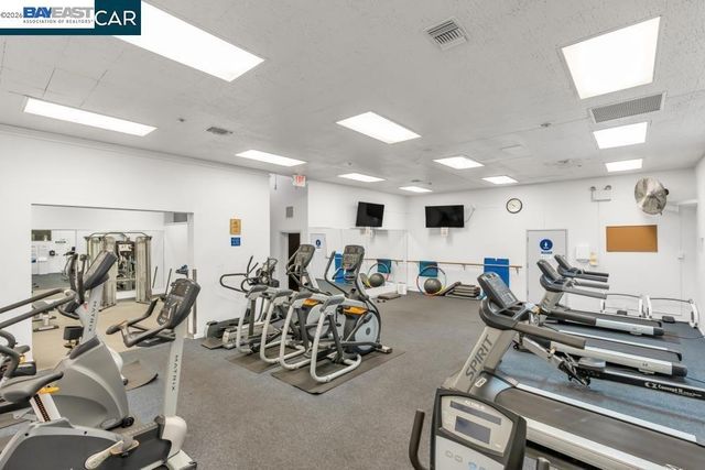 310 N Civic Dr 101, Walnut Creek, CA 94596