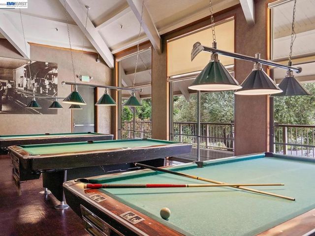 310 N Civic Dr 101, Walnut Creek, CA 94596